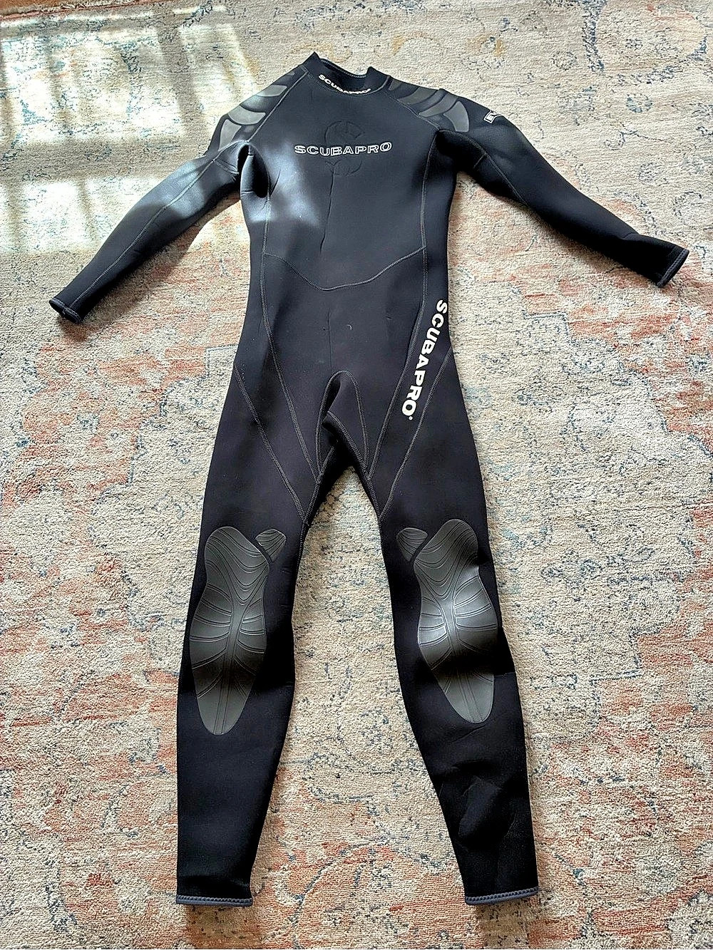 SCUBAPRO Black Neoprene Wetsuit Size Medium